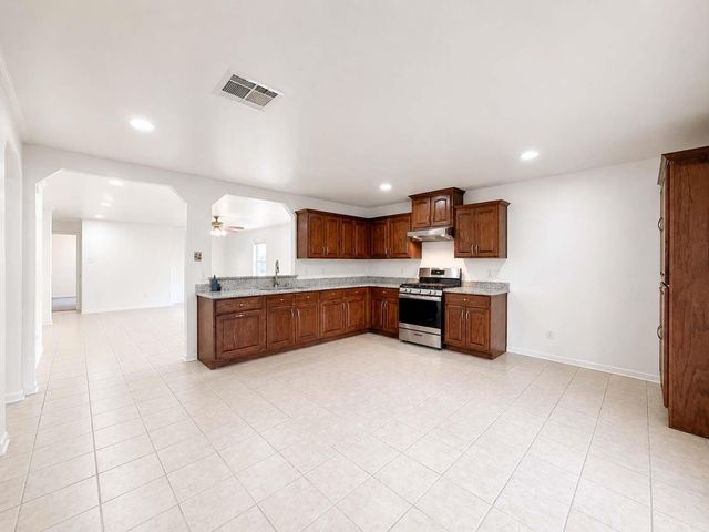 3209 Wheatmeadow Court, Pearland, TX 77581