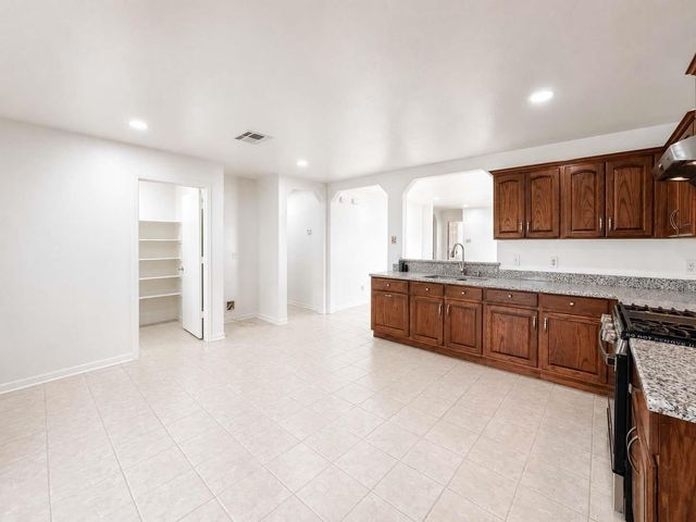 3209 Wheatmeadow Court, Pearland, TX 77581