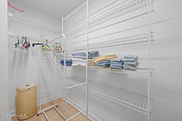 5718 Sloop Court, New Bern, NC 28560