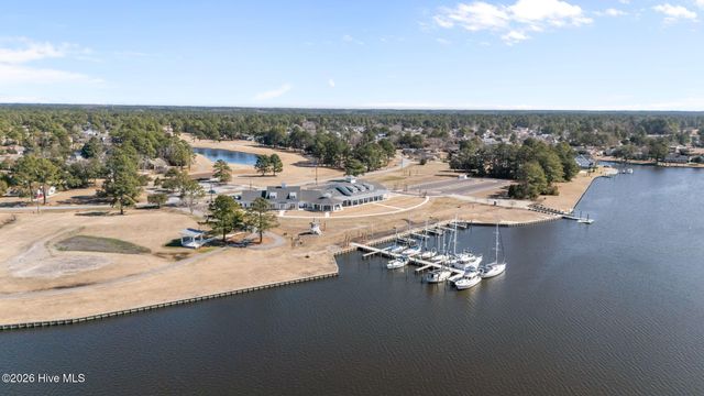 5718 Sloop Court, New Bern, NC 28560