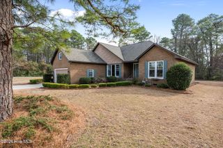 5718 Sloop Court, New Bern, NC 28560
