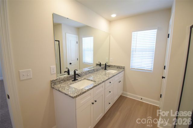3519 Narrow Lane, Charlotte, NC 28215