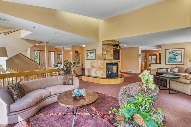 75 Prairiewood Drive S, Fargo, ND 58103