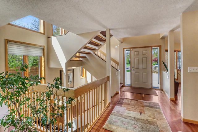 75 Prairiewood Drive S, Fargo, ND 58103