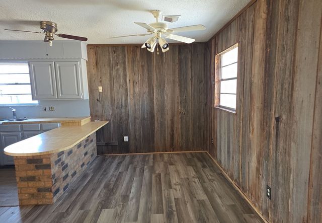 2404 Beverly Drive, Greenville, TX 75402