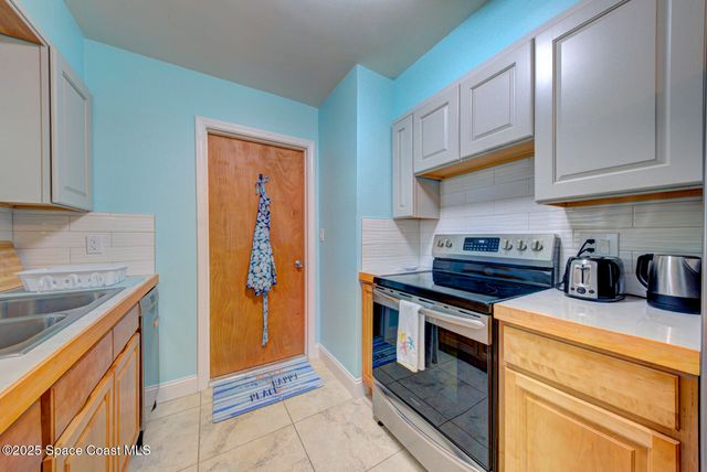 282 Fay Drive, Indialantic, FL 32903