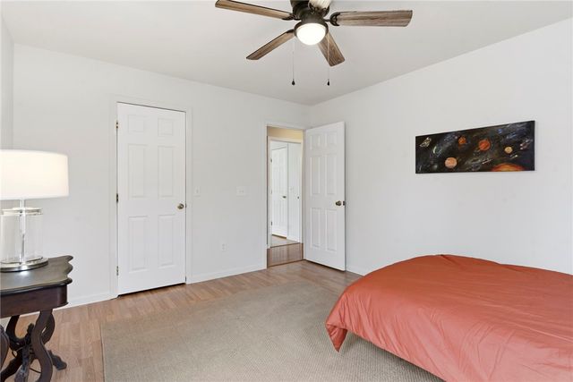 702 Forest View Drive, Prairie Grove, AR 72753