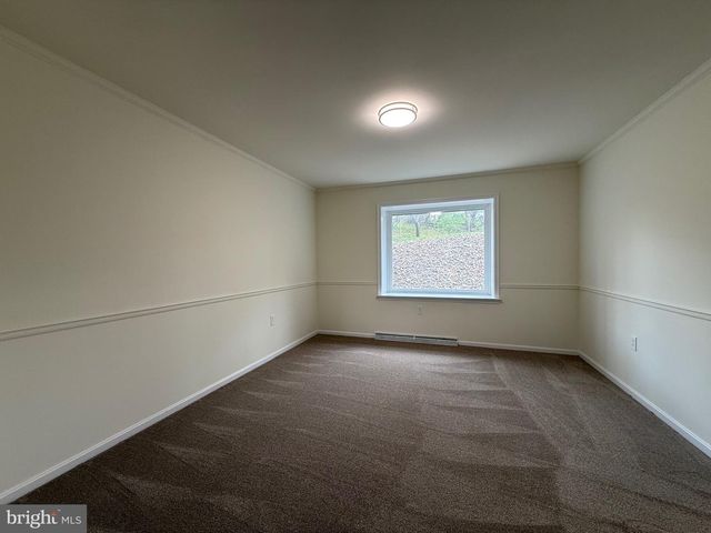11 PINE TREE DR, New Cumberland, PA 17070