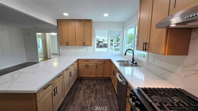 929 E Foothill Blvd Spc 74, Upland, CA 91786