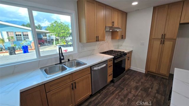 929 E Foothill Blvd Spc 74, Upland, CA 91786