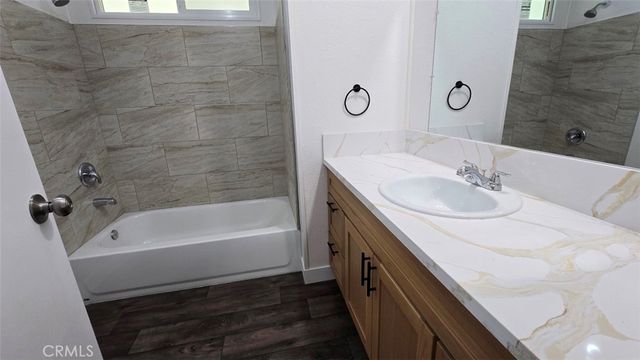 929 E Foothill Blvd Spc 74, Upland, CA 91786