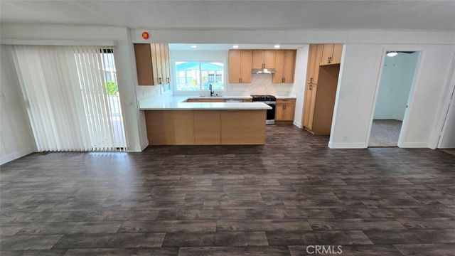 929 E Foothill Blvd Spc 74, Upland, CA 91786