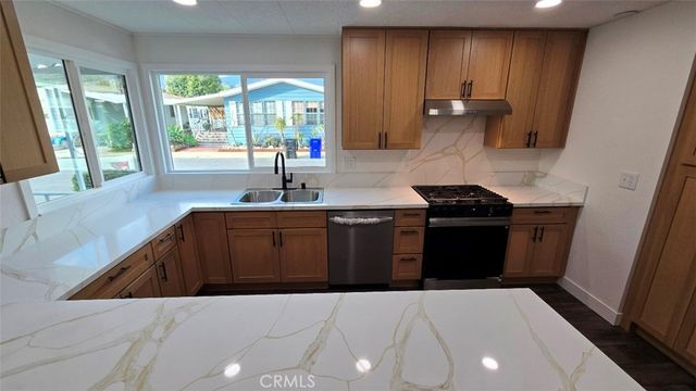 929 E Foothill Blvd Spc 74, Upland, CA 91786