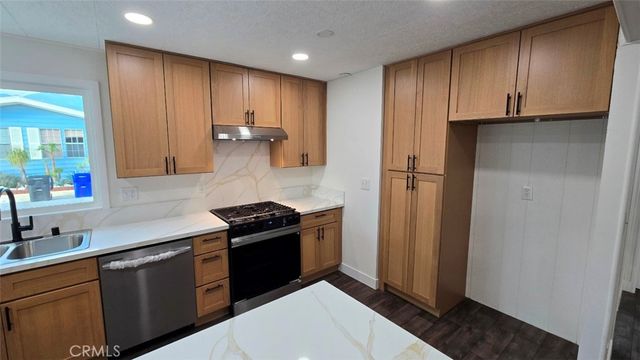 929 E Foothill Blvd Spc 74, Upland, CA 91786