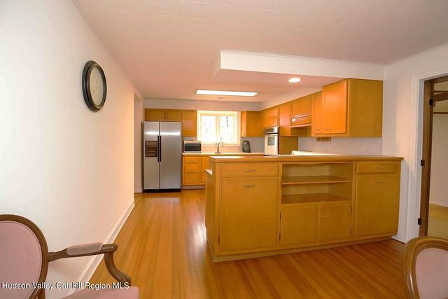 531 Old Post Road, New Paltz, NY 12561