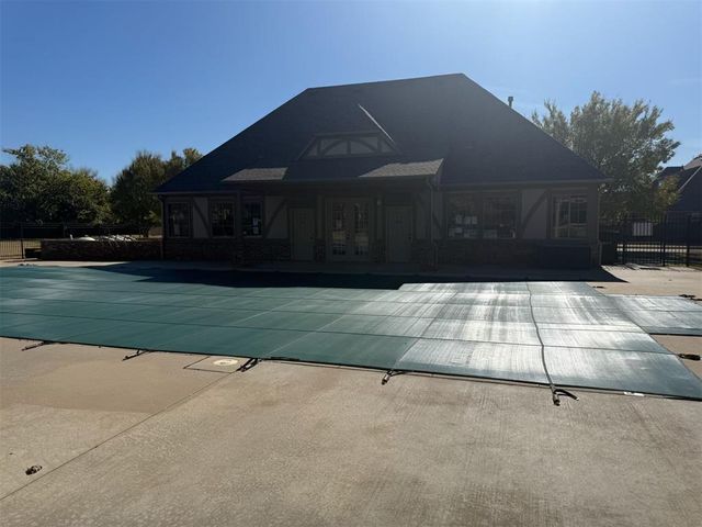 17701 Griffin Gate Drive, Edmond, OK 73012