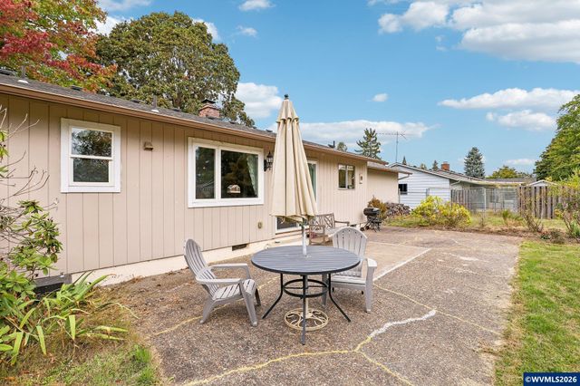 307 Atwater St N, Monmouth, OR 97361
