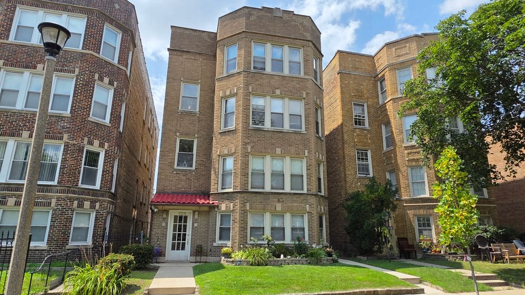 9124 La Crosse Avenue G, Skokie, IL 60077