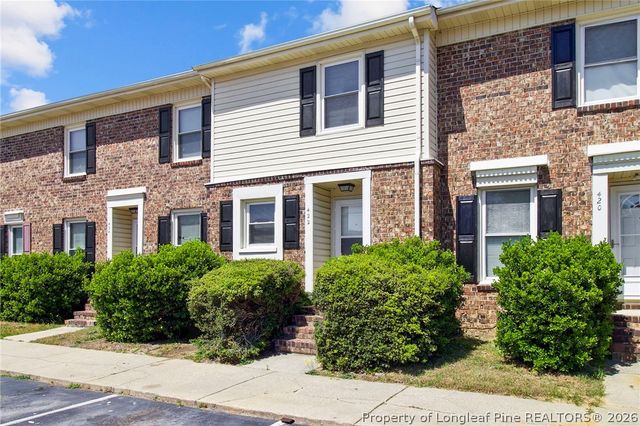 422 Kirkcaldy Court, Fayetteville, NC 28314