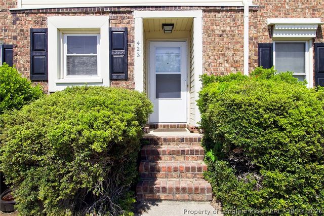 422 Kirkcaldy Court, Fayetteville, NC 28314