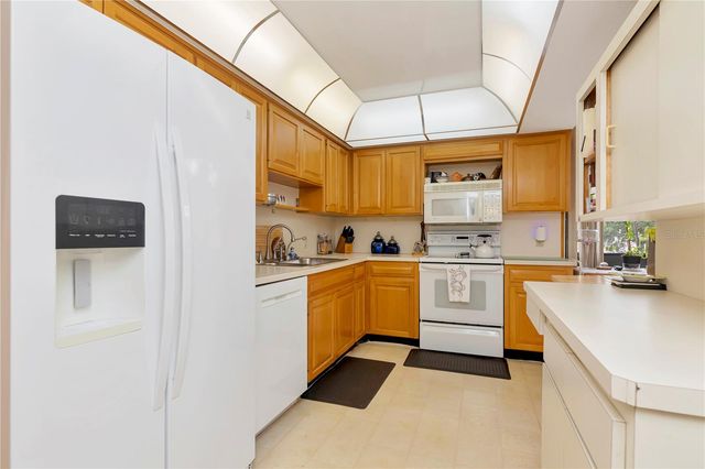 3301 BAYSHORE BOULEVARD 302E, Tampa, FL 33629