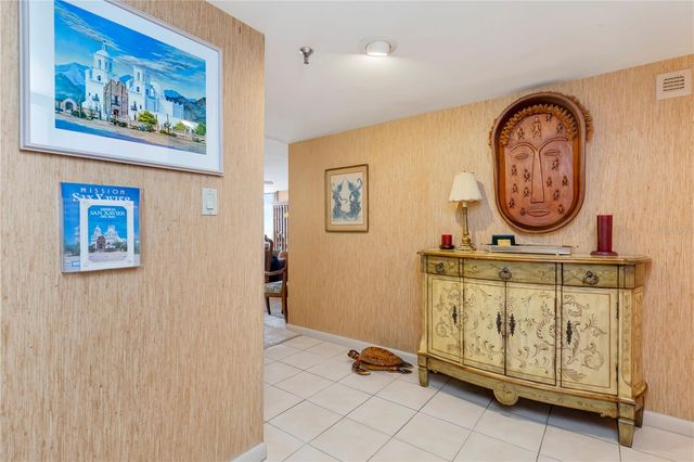 3301 BAYSHORE BOULEVARD 302E, Tampa, FL 33629