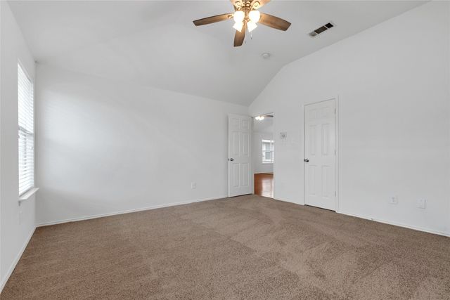 715 W Milton Drive, Arlington, TX 76001