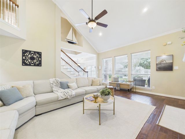 308 Shore Breeze Lane, League City, TX 77573