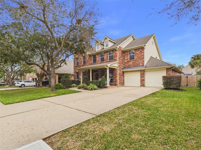 308 Shore Breeze Lane, League City, TX 77573