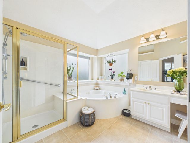 308 Shore Breeze Lane, League City, TX 77573