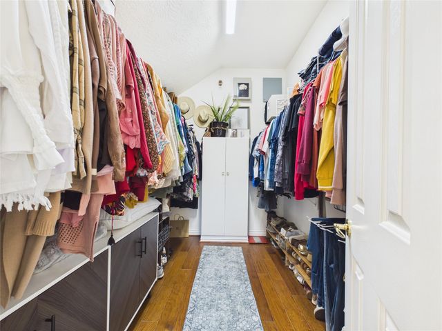 308 Shore Breeze Lane, League City, TX 77573