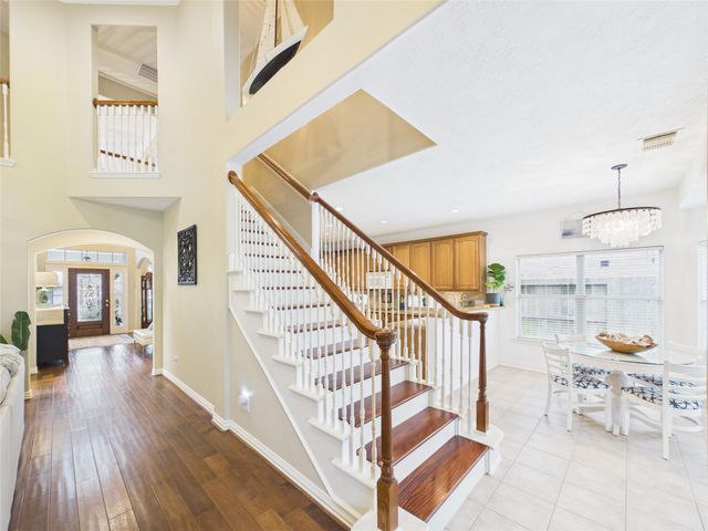 308 Shore Breeze Lane, League City, TX 77573