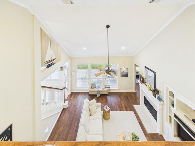 308 Shore Breeze Lane, League City, TX 77573