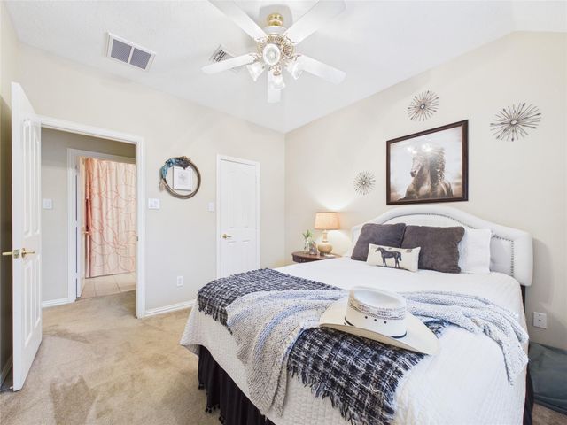 308 Shore Breeze Lane, League City, TX 77573