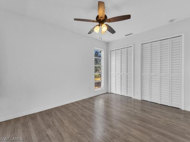 5620 Foxlake DR, North Fort Myers, FL 33917