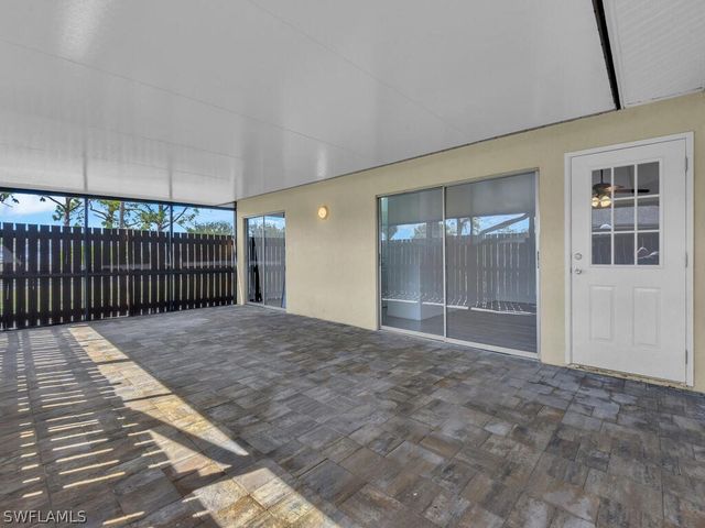 5620 Foxlake DR, North Fort Myers, FL 33917