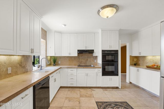 300 N Country Club Road, Tucson, AZ 85716