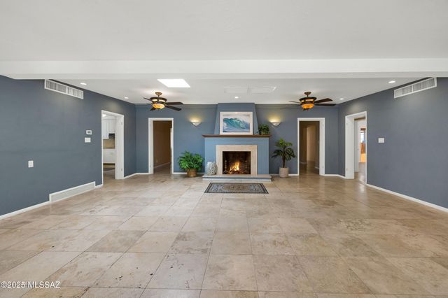 300 N Country Club Road, Tucson, AZ 85716