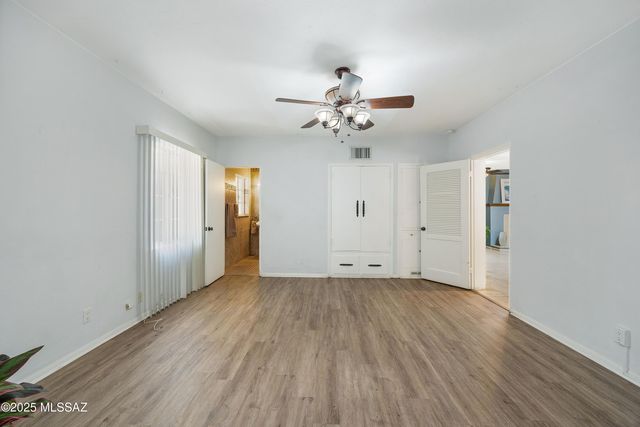 300 N Country Club Road, Tucson, AZ 85716