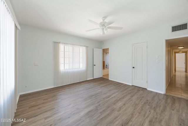 300 N Country Club Road, Tucson, AZ 85716