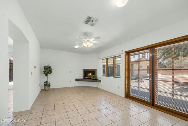 300 N Country Club Road, Tucson, AZ 85716