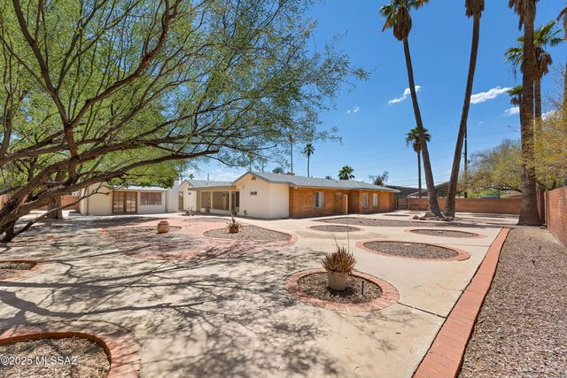 300 N Country Club Road, Tucson, AZ 85716