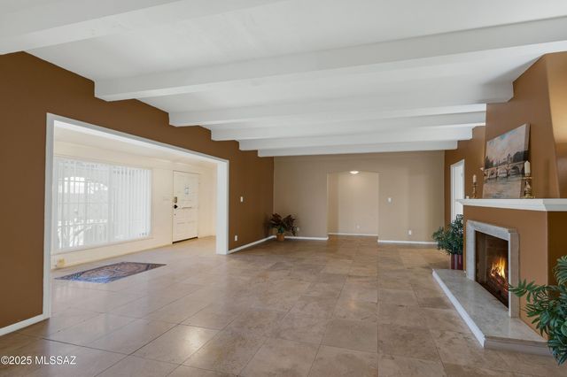 300 N Country Club Road, Tucson, AZ 85716