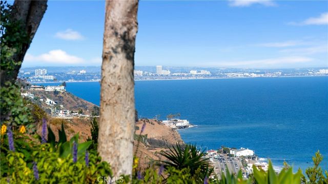 3662 Sweetwater Canyon Drive, Malibu, CA 90265