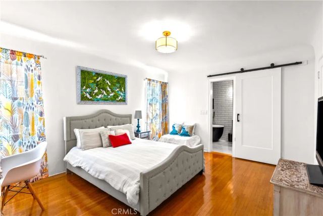 9101 La Salle, Los Angeles, CA 90047