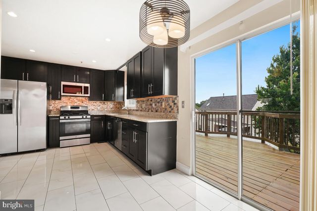 7017 MIGLIORI, District Heights, MD 20747