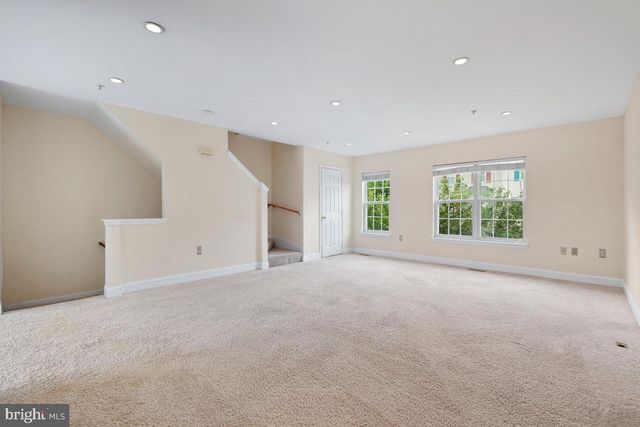 7017 MIGLIORI, District Heights, MD 20747