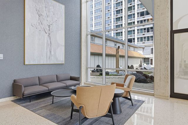 4250 N Marine Drive 2014, Chicago, IL 60613