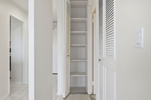 4250 N Marine Drive 2014, Chicago, IL 60613