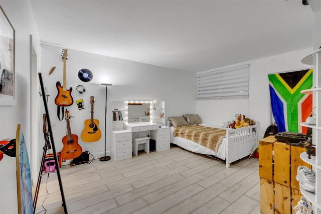 3100 NE 49th Street 503, Fort Lauderdale, FL 33308